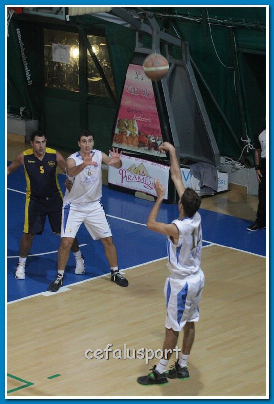 121028 trapani2 059_tn.jpg